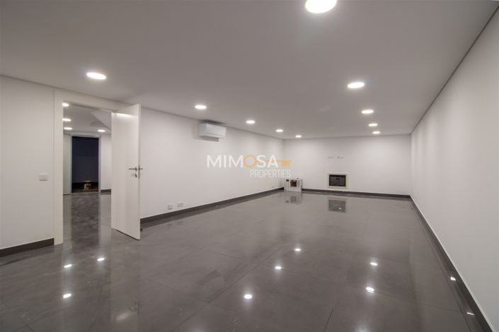 Image No.16-Maison de 4 chambres à vendre à Lagos