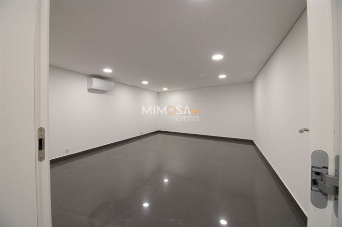 Image No.17-Maison de 4 chambres à vendre à Lagos