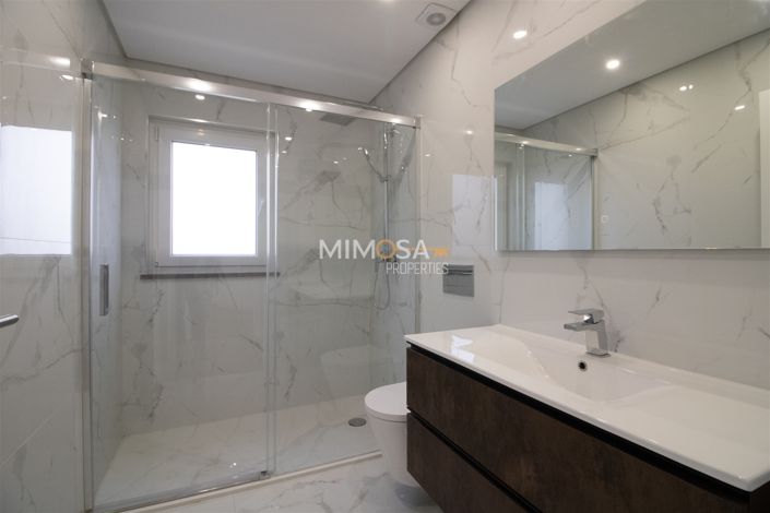 Image No.19-Maison de 4 chambres à vendre à Lagos