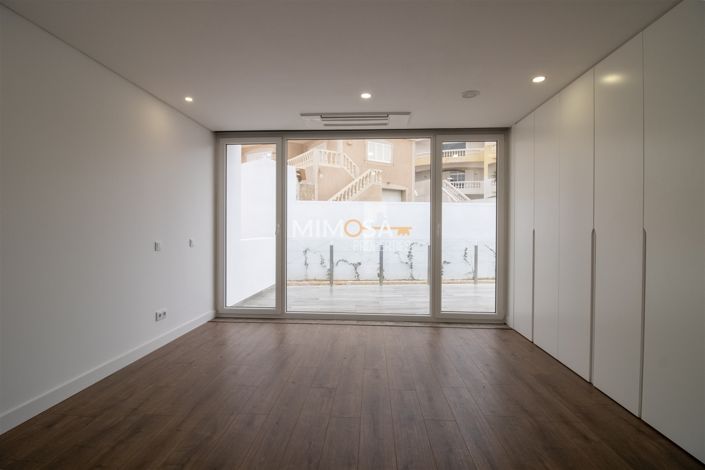 Image No.24-Maison de 4 chambres à vendre à Lagos