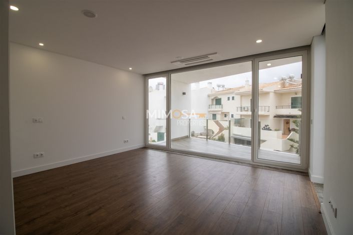 Image No.25-Maison de 4 chambres à vendre à Lagos