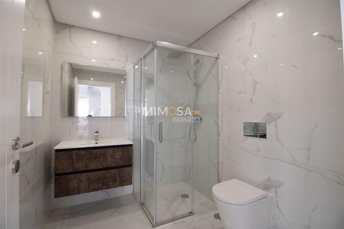 Image No.8-Maison de 4 chambres à vendre à Lagos