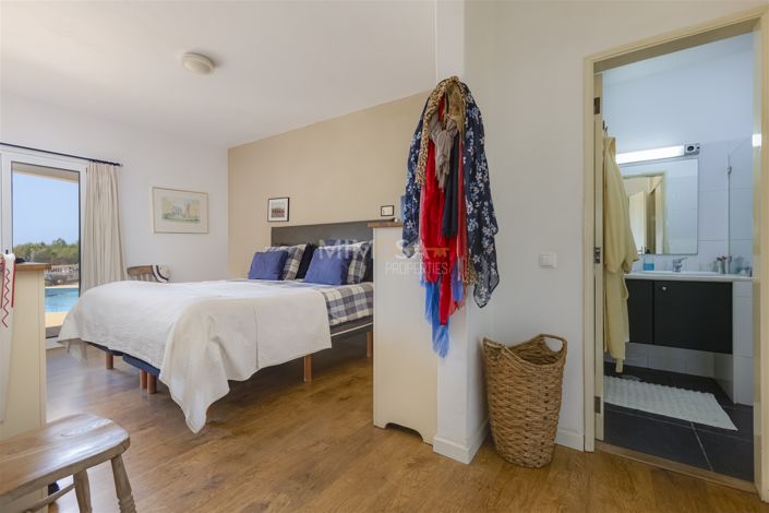 Image No.22-3 Bed House for sale