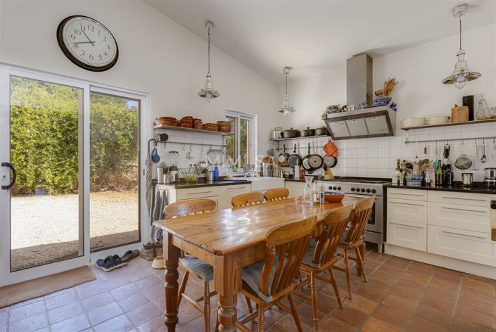 Image No.8-3 Bed House for sale