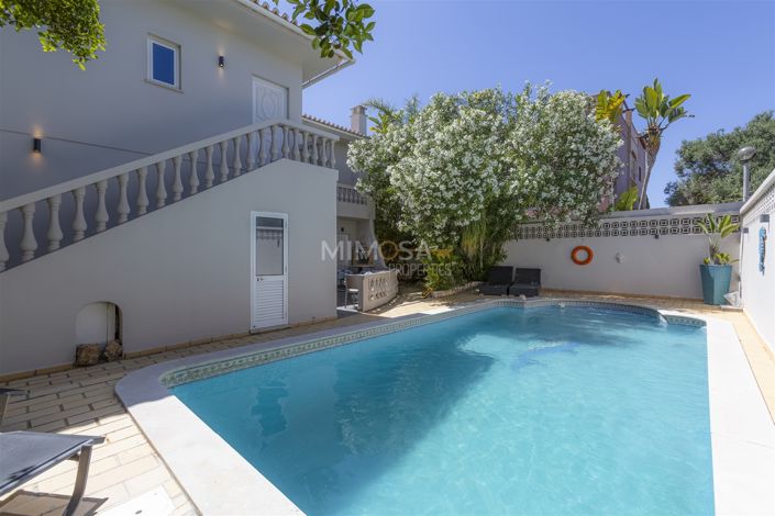 Image No.2-7 Bed House for sale