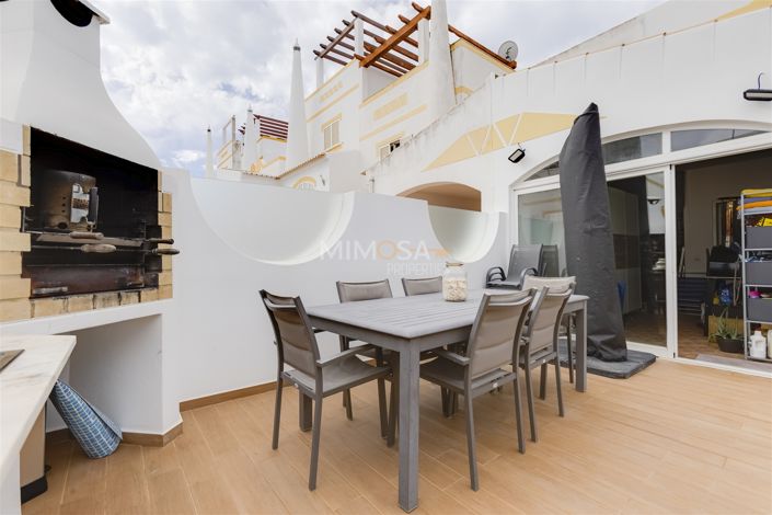 Image No.14-Propriété de 3 chambres à vendre à Lagos