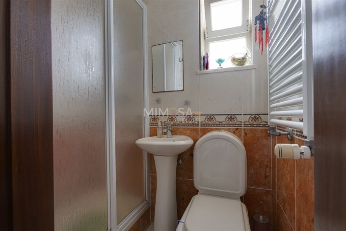 Image No.17-Propriété de 3 chambres à vendre à Lagos