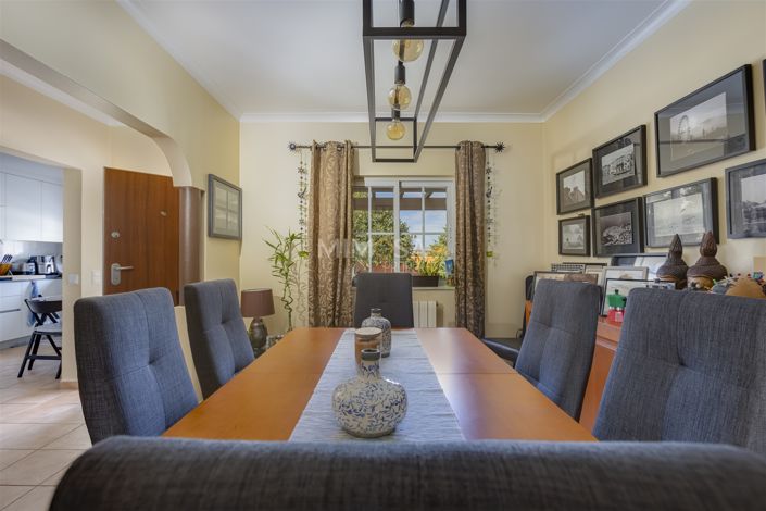 Image No.9-Propriété de 3 chambres à vendre à Lagos