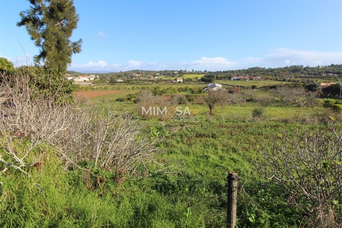 Image No.2-Propriété à vendre à Lagos