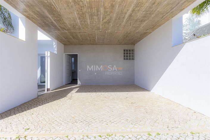 Image No.3-Propriété de 4 chambres à vendre à Vila do Bispo