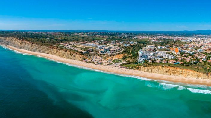 Image No.15-Propriété de 3 chambres à vendre à Lagos