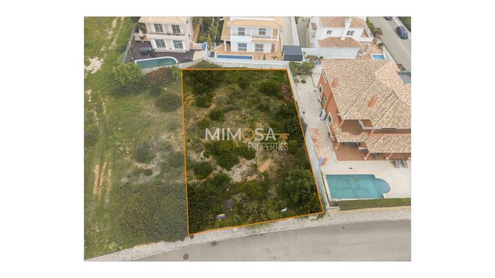 Image No.3-Propriété de 3 chambres à vendre à Lagos