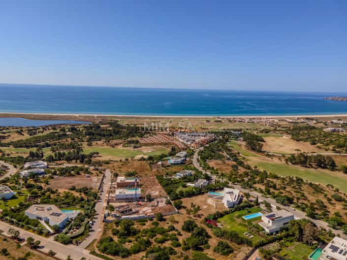 Image No.7-4 Bed Property for sale