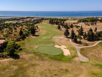 8fd04afc-e10b-4b66-965d-1abaad7b6bf7