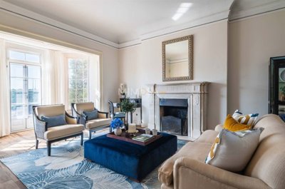 d23c7c8b-97a4-4bed-8a05-1c4fad740945