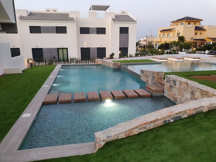 Image No.24-3 Bed Apartment for sale