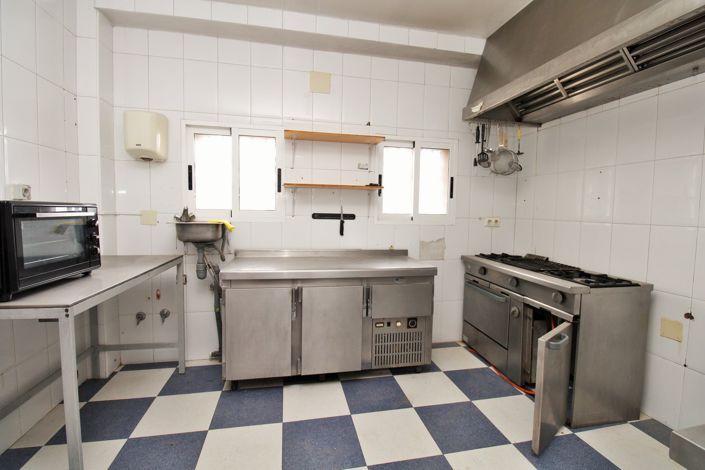 Image No.12-Commercial de 3 chambres à vendre à Villamartin