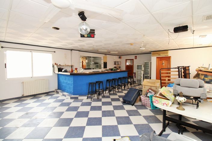 Image No.6-Commercial de 3 chambres à vendre à Villamartin