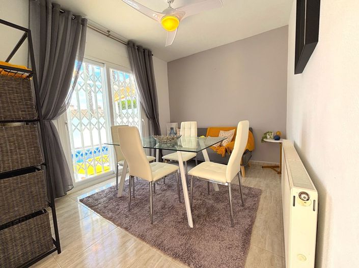 Image No.8-Villa de 3 chambres à vendre à Villamartin