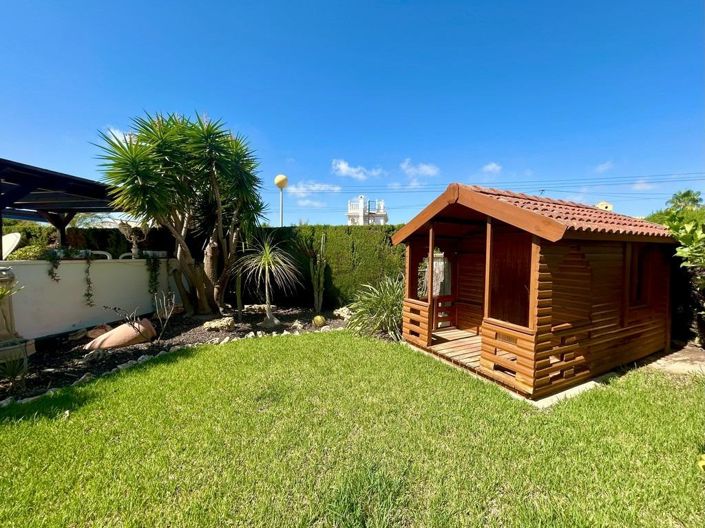 Image No.15-3 Bed Villa for sale