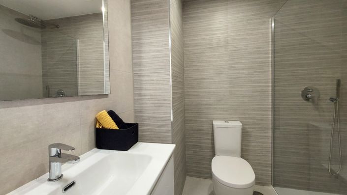 Image No.24-3 Bed Apartment for sale