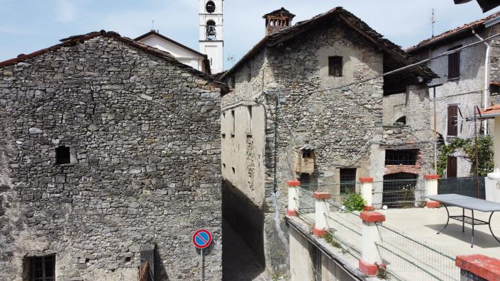 Image No.9-4 Bed House for sale