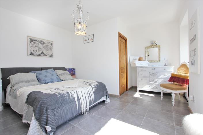 Image No.16-3 Bed House for sale