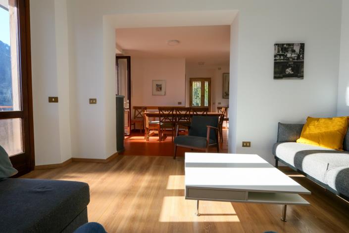 Image No.2-7 Bed House/Villa for sale