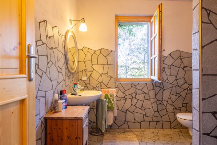 Image No.16-3 Bed House for sale