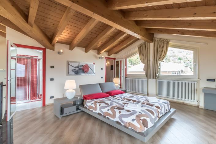 Image No.25-6 Bed Villa / Detached for sale