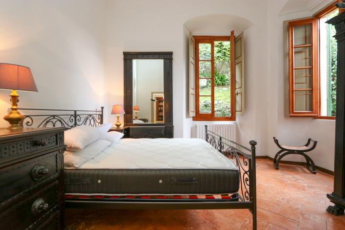 Image No.21-2 Bed Apartment for sale