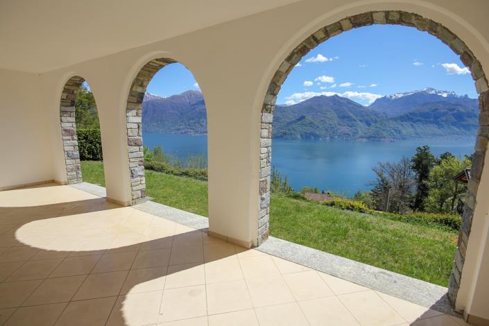 Image No.28-Villa de 4 chambres à vendre à Menaggio