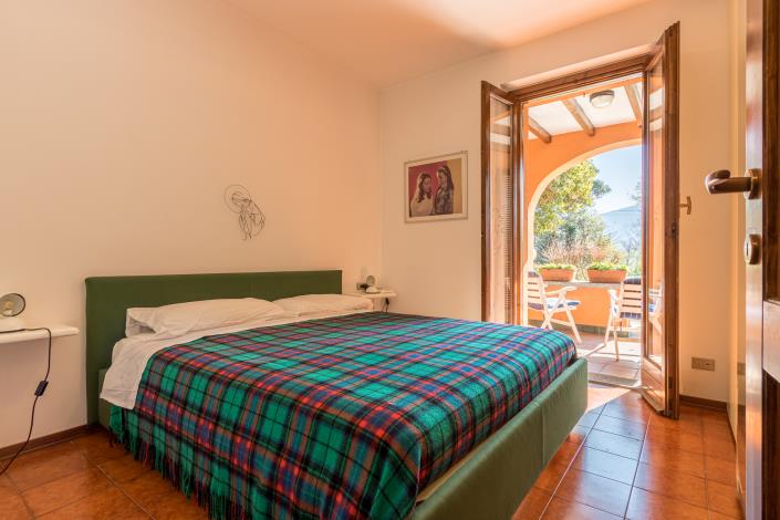 Image No.18-2 Bed Apartment for sale