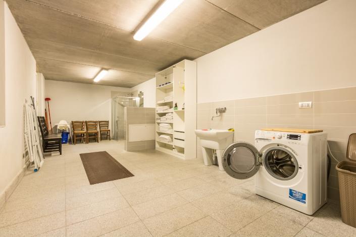 Image No.36-5 Bed Villa for sale