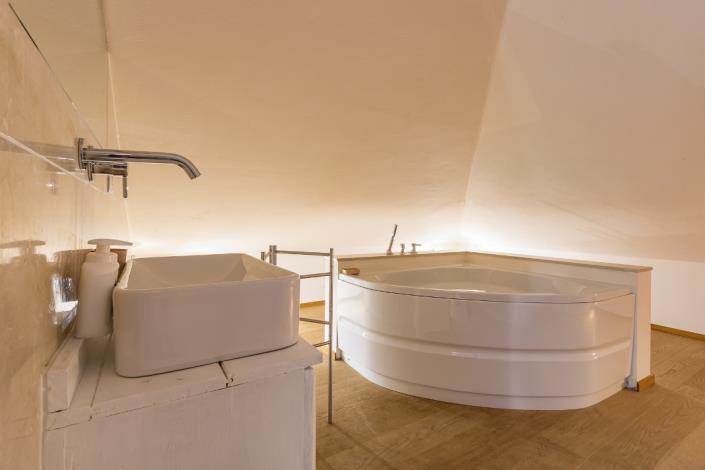 Image No.47-5 Bed Villa for sale