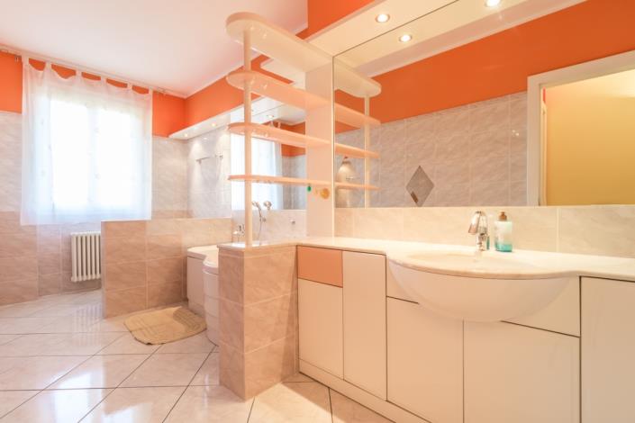 Image No.19-4 Bed Villa for sale