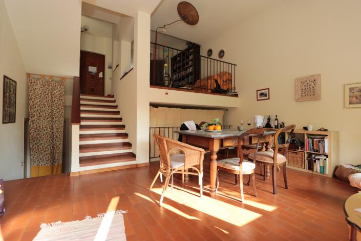 Image No.2-4 Bed Villa for sale