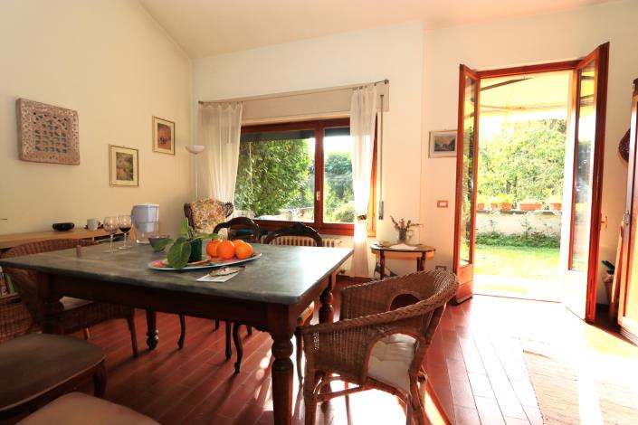 Image No.4-4 Bed Villa for sale