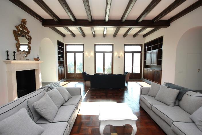 Image No.9-4 Bed Villa for sale