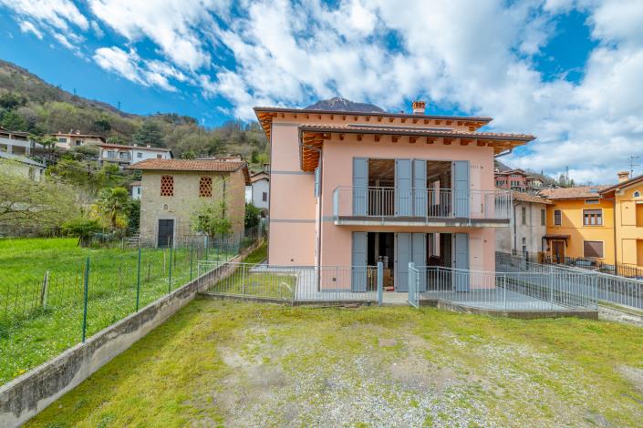 Image No.2-Propriété à vendre à Menaggio