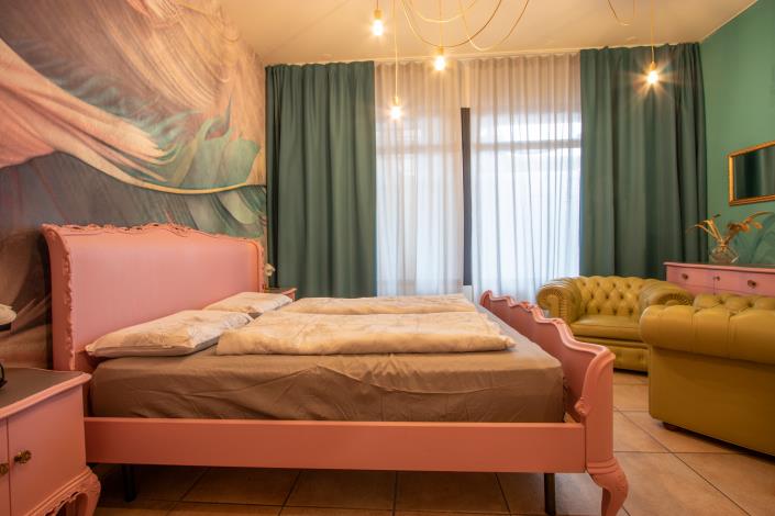 Image No.12-2 Bed Apartment for sale