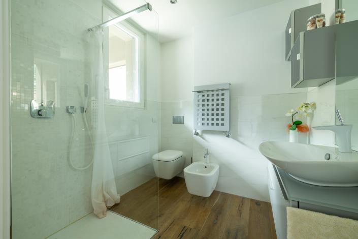 Image No.27-2 Bed Apartment for sale