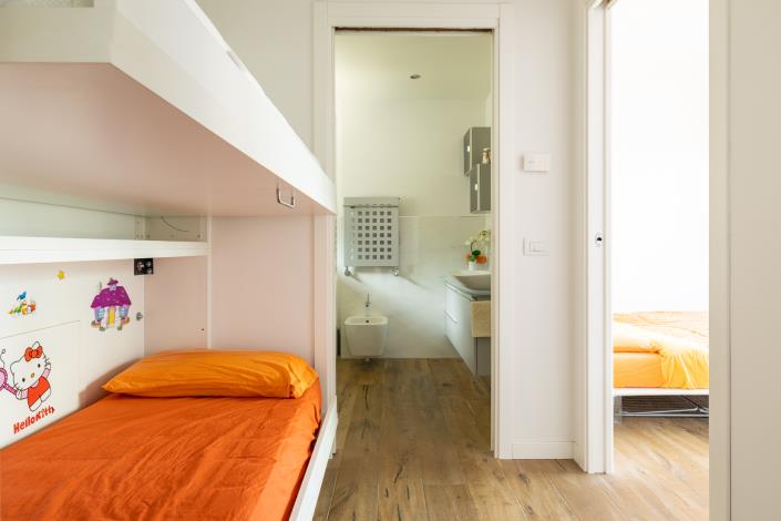 Image No.32-2 Bed Apartment for sale