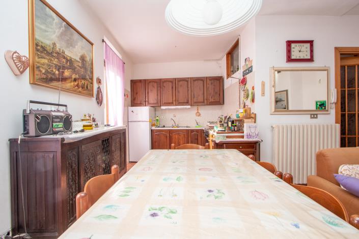 Image No.7-4 Bed House for sale