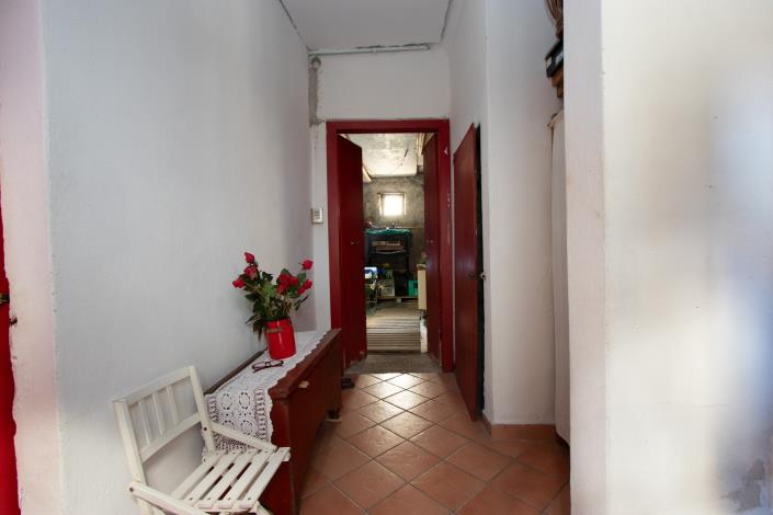 Image No.19-4 Bed House for sale