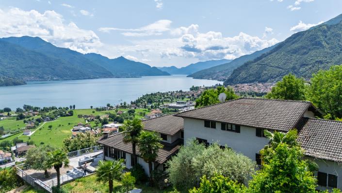 Image No.10-20 Bed Hotel for sale