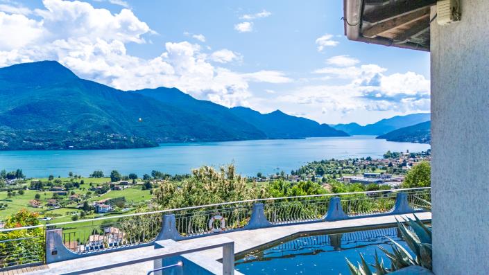 Image No.18-20 Bed Hotel for sale