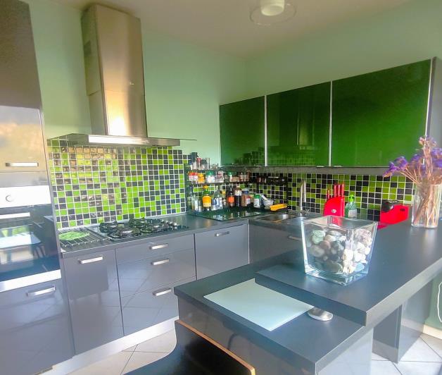 Image No.8-2 Bed Apartment for sale