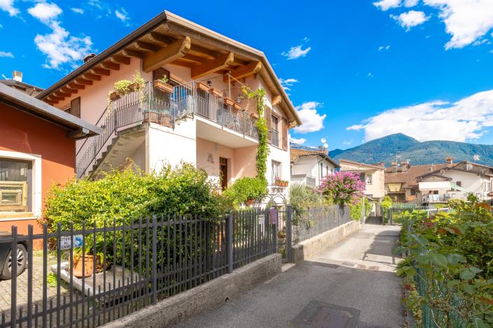 Image No.30-3 Bed House for sale