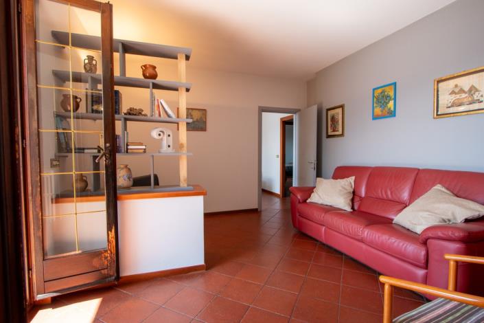 Image No.9-2 Bed Apartment for sale